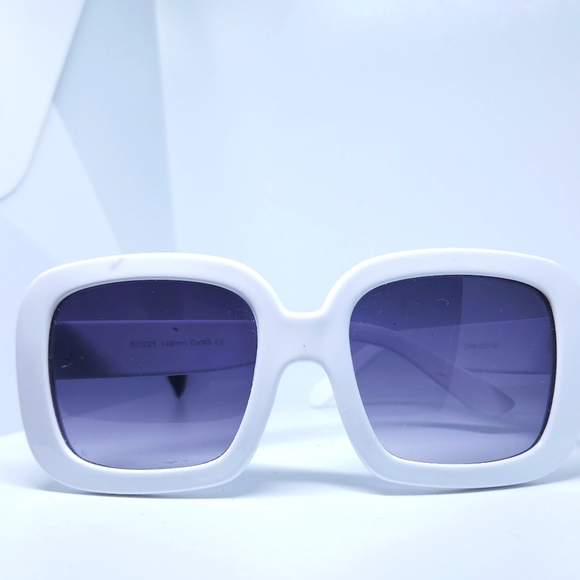 Thick white Frame sunglasses Elegant - Picture 3 of 4